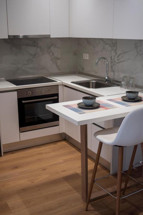 The Caravan Apartments Thessaloniki Buitenkant foto